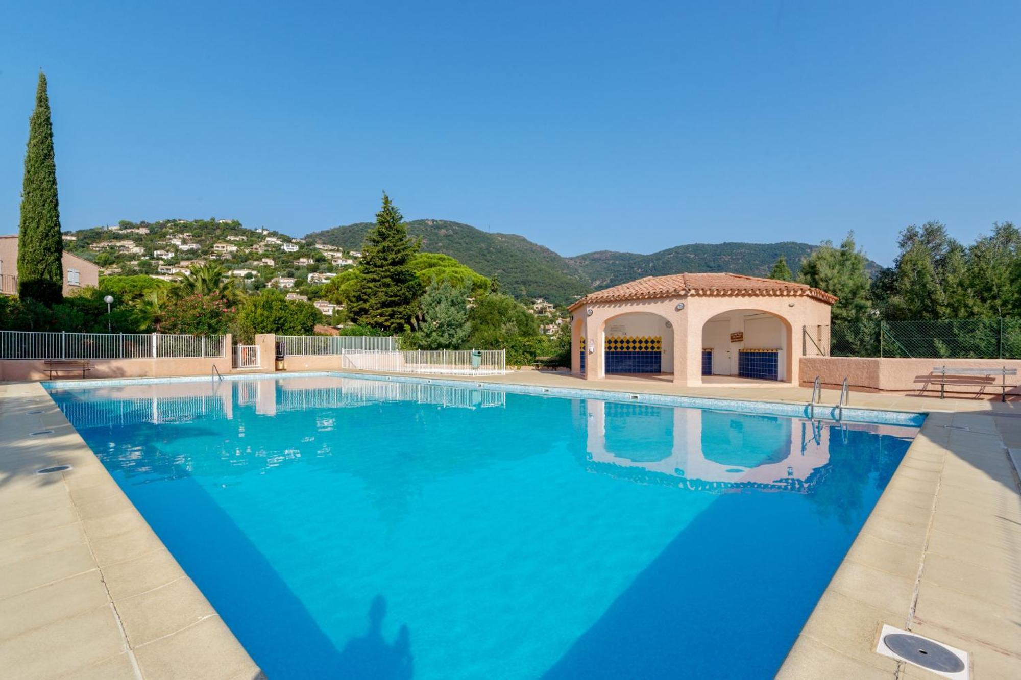 Residence Partenaire Le Domaine De Garlande キャバレール・シュル・メール エクステリア 写真