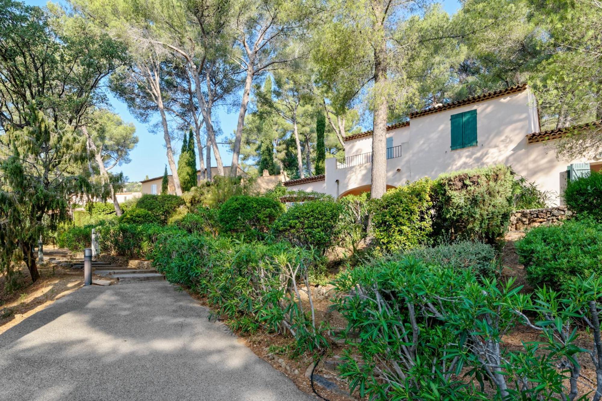 Residence Partenaire Le Domaine De Garlande キャバレール・シュル・メール エクステリア 写真