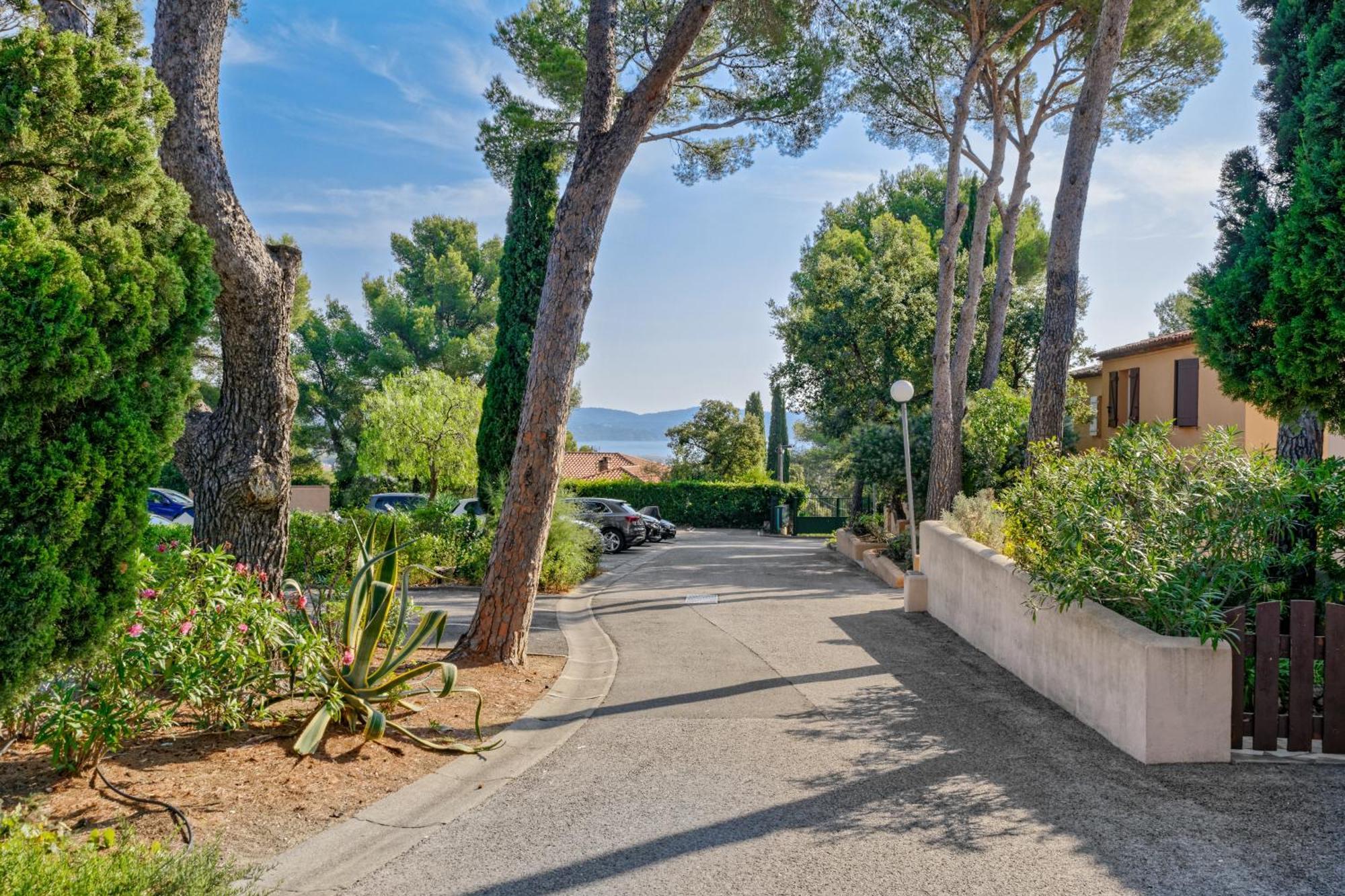 Residence Partenaire Le Domaine De Garlande キャバレール・シュル・メール エクステリア 写真